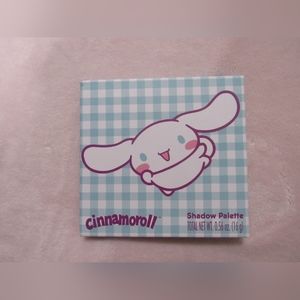 Cinna. Eyeshadow pallet